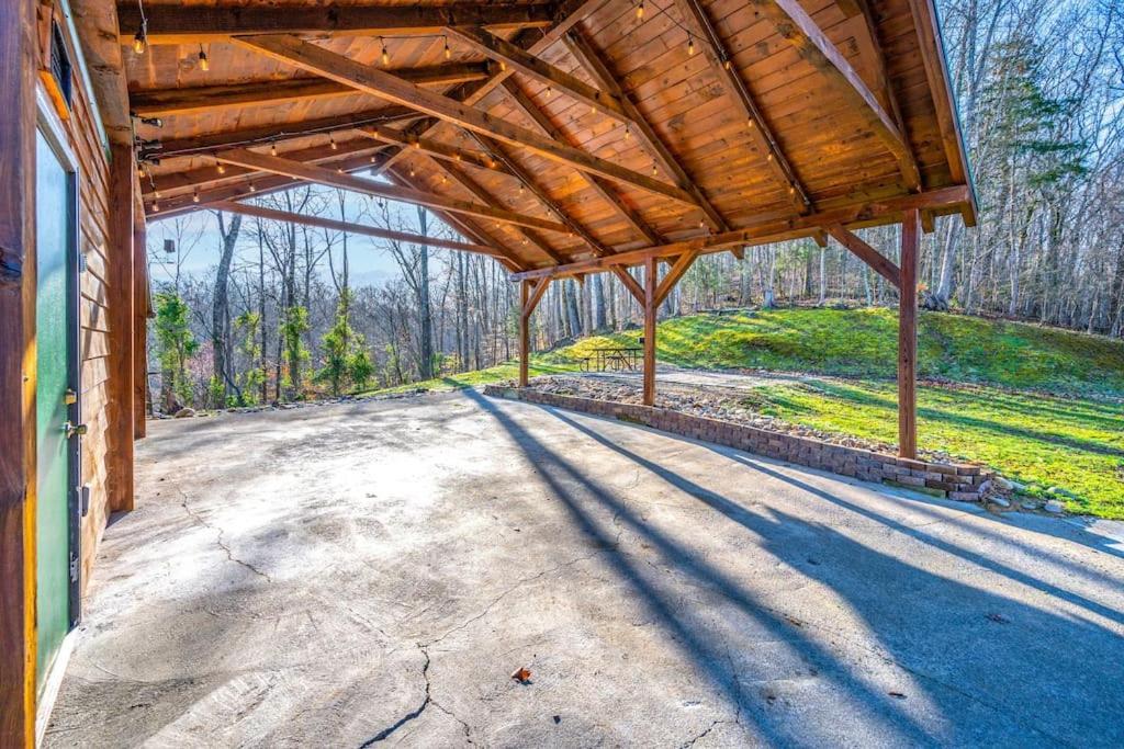 Dog Friendly! Views! Hot Tub! Close To Pf! Gsmnp Sevierville Kültér fotó
